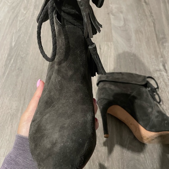 Joie vero boots with heal - Picture 3 of 3